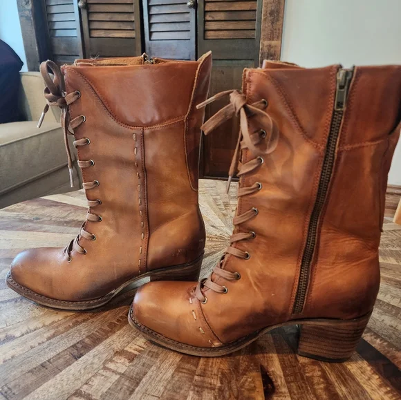 Freebird Dart Brown Heeled Boots - Picture 9 of 12